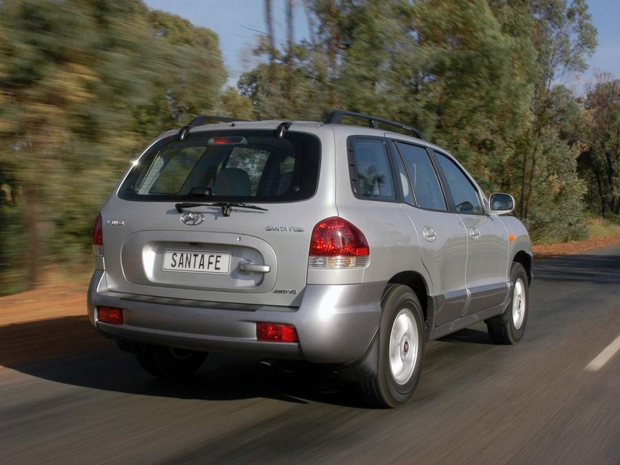  Hyundai Santa Fe 2005 года  (ZA) (фото 8 из 16)